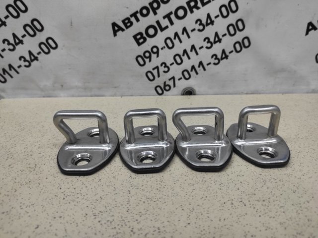 3C0837033 VAG Петля-зацеп (ответная часть) замка двери задней купить в Кривой Рог