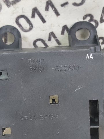 FORD 3M51R22600 Ручка двери передней внутренняя правая в наличии Ирпень
