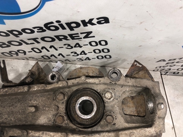 400151CA0A NISSAN Цапфа передняя левая купить в Павлоград