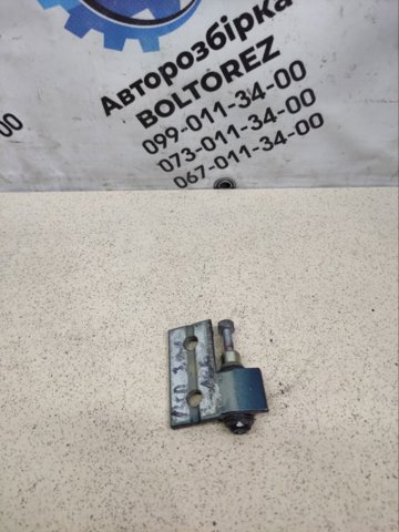 Дверной шарнир задний левый 41528185781 BMW