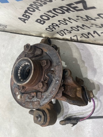 4230548031 TOYOTA Цапфа задняя левая купить в Николаев