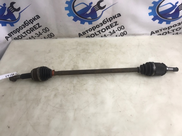 Привод задний 4233042050 TOYOTA