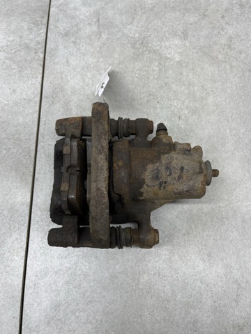 Суппорт тормозной задний правый 43012SEAE01 HONDA