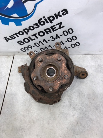 Цапфа поворотного кулака 430198H300 NISSAN