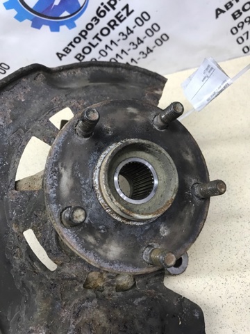 Нижняя шаровая опора 4333049095 TOYOTA