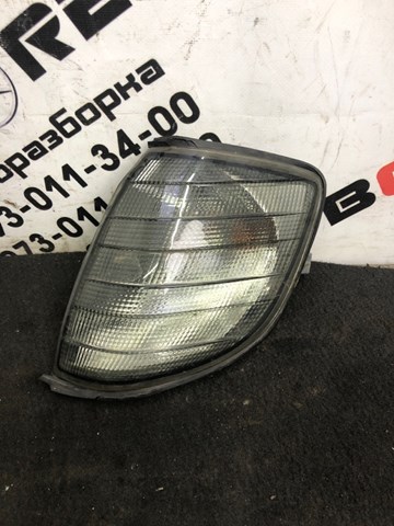 Левый указатель поворота 4401504LAEC MERCEDES