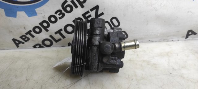 Помпа ГУР Toyota RAV4 2