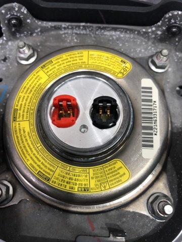 4513048110C0 TOYOTA Подушка безопасности водителя купить в Черкассы