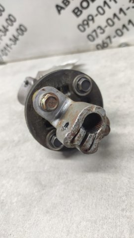 TOYOTA 4523048050 Кардан вала рулевой колонки верхний в наличии Черновцы