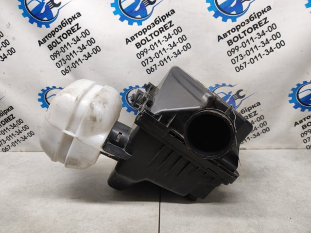 Корпус воздушного фильтра, нижняя часть 46052AG051 SUBARU