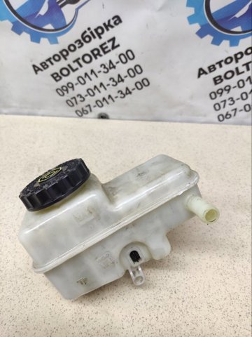 Бачок тормозной жидкости 46090EB325 NISSAN
