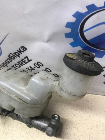 TOYOTA 4720142231 Цилиндр тормозной главный в наличии Тернополь