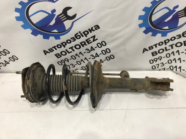TOYOTA 4851049375 Амортизатор передний правый в наличии Одесса
