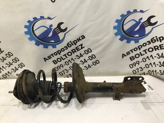Амортизатор подвески передний левый 4852049635 TOYOTA