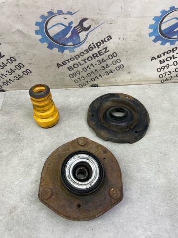 Опора передней стойки 4860948020 TOYOTA