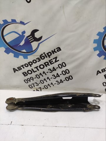 Балансир задний нижний, правый 4873030090 TOYOTA