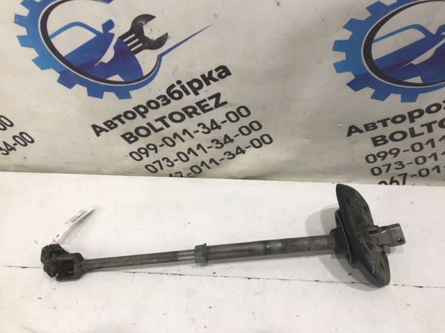 Нижний вал рулевой колонки 4G2419753C VAG