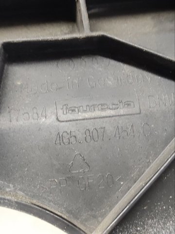 4G5807454C VAG Направляющая заднего бампера правая купить в Житомир