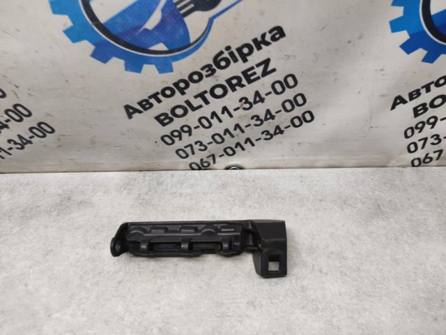 Направляющая заднего бампера, правая 4G5807890A VAG
