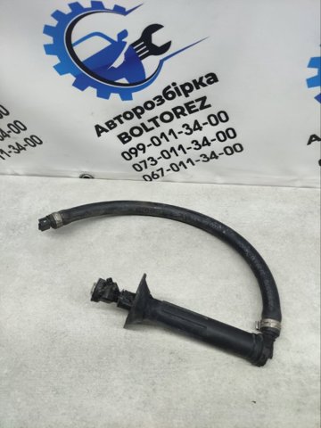 Форсунка омывателя фары передней, левой 4G8955101 VAG