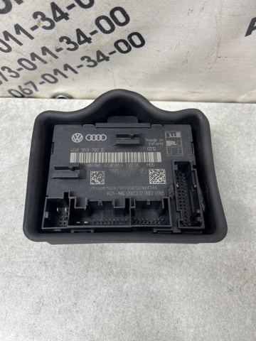Блок комфорта передней двери 4G8959792A VAG