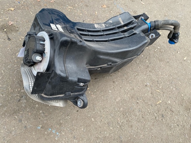 4M0131878CF VAG купить в Кривой Рог