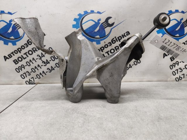 4M0199307AF Кронштейн подушки (опоры) двигателя левой купить Ирпень