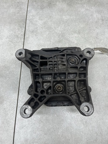 4M0399153M VAG купить в Кривой Рог