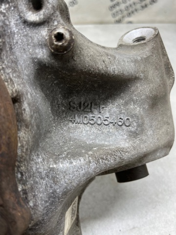 Цапфа поворотного кулака 4M0505432Q VAG