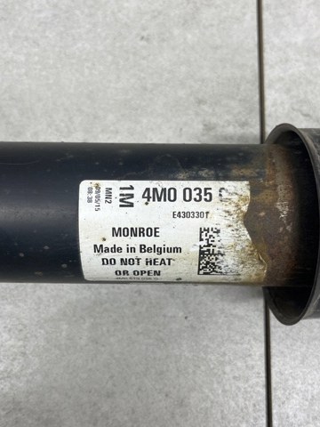 Задний амортизатор 4M0513035Q VAG
