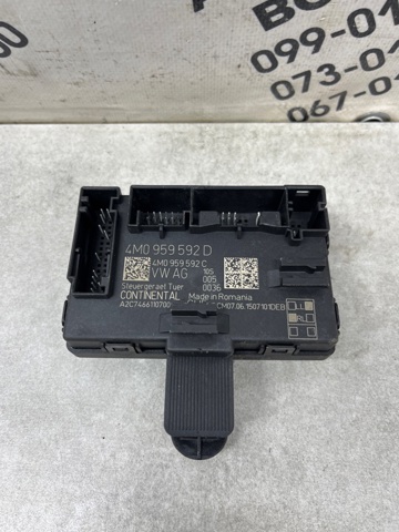 Блок комфорта передней двери 4M0959592E VAG