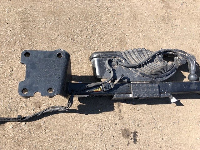 4M8803881C VAG купить в Украина