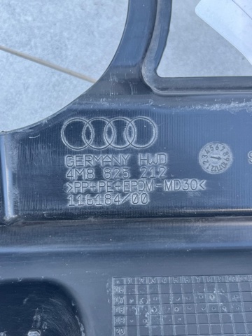 4M8825212 Защита днища правая купить Ужгород