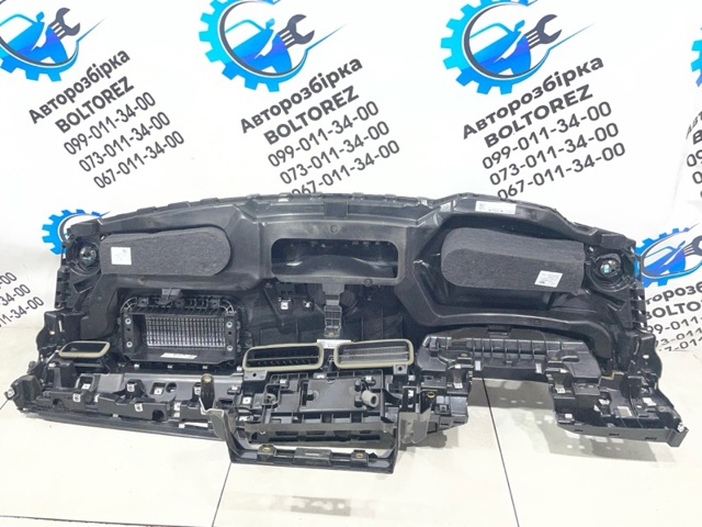 4M885700124A Панель салона передняя "торпедо" купить Украина