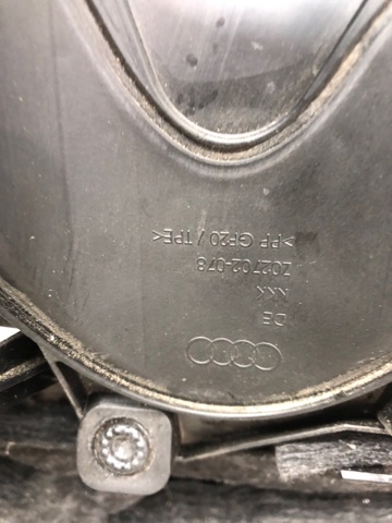 4M8863075D24A Ящик перчаточный (бардачок) купить Запорожье