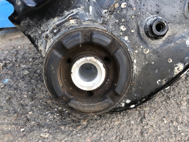 TOYOTA 5110033170 Балка передней подвески (подрамник) в наличии Винница