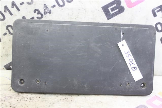 Кронштейн переднего номерного знака 51137200711 BMW