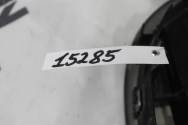 51137203197 BMW Решетка радиатора левая купить в Полтава