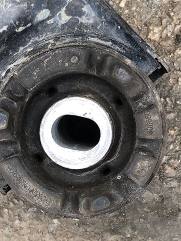 TOYOTA 5120606130 Балка задней подвески (подрамник) в наличии Днепр