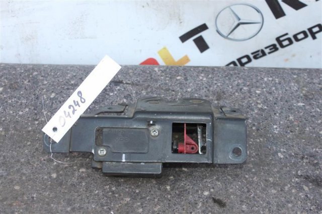 Замок и ручка двери задка BMW X3
