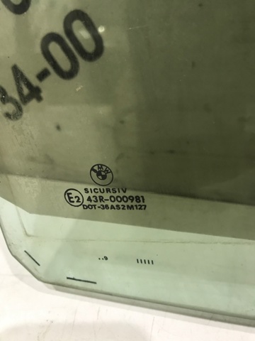 BMW 51348159171 Стекло двери задней левой в наличии Ровно