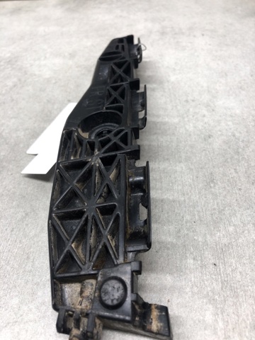 TOYOTA 5215542011 Кронштейн бампера заднего внешний правый в наличии Кривой Рог