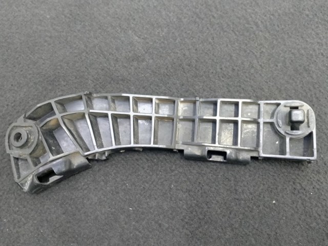 TOYOTA 5253606040 в наличии Николаев
