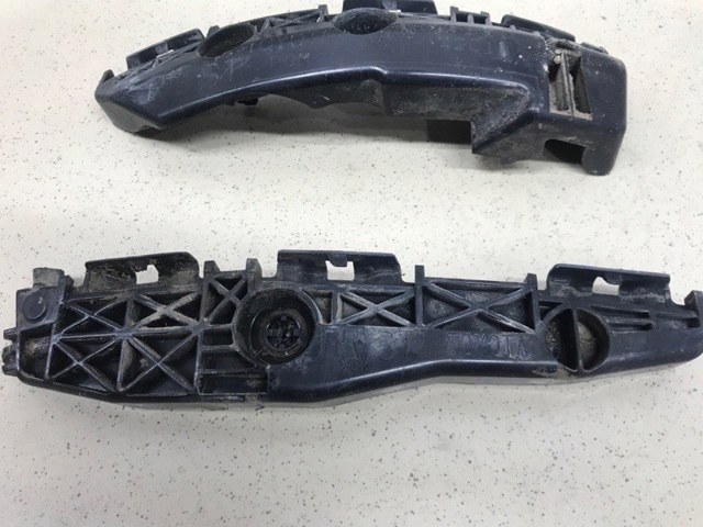 5256342011 TOYOTA Направляющая заднего бампера левая купить в Житомир
