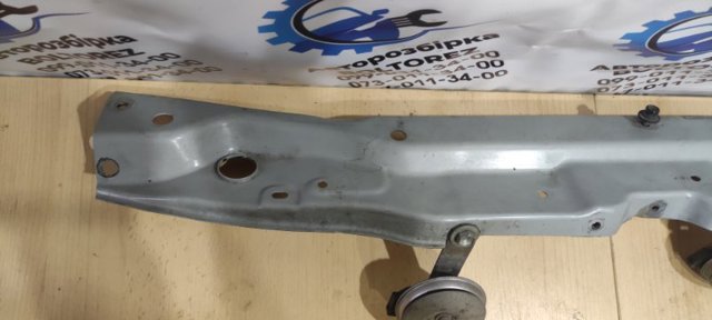 TOYOTA 5321633130 Верхняя рамка радиатора в наличии Одесса