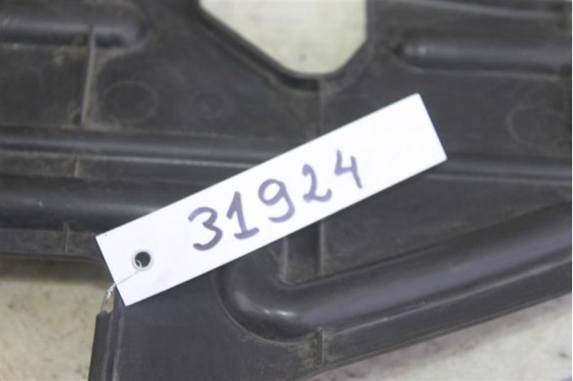 5329305010 TOYOTA Правый дефлектор радиатора купить в Винница