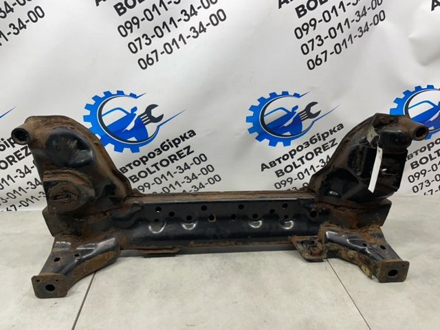 Крабобалка передней подвески 54401CG101 NISSAN