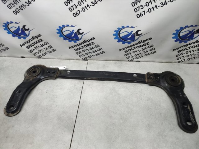 Балка передней подвески (подрамник), передняя 544C4EN100 NISSAN