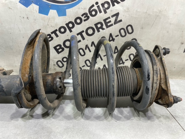 546612H000 HYUNDAI Амортизатор передний правый купить в Ровно