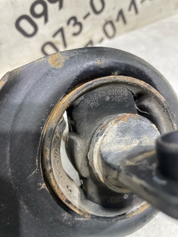 552702H000 HYUNDAI Рычаг (тяга) задней подвески продольный нижний левый купить в Ужгород